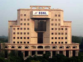 BSNL CMD Purwar denied extension, DoT officer Robert Ravi to get additional charge