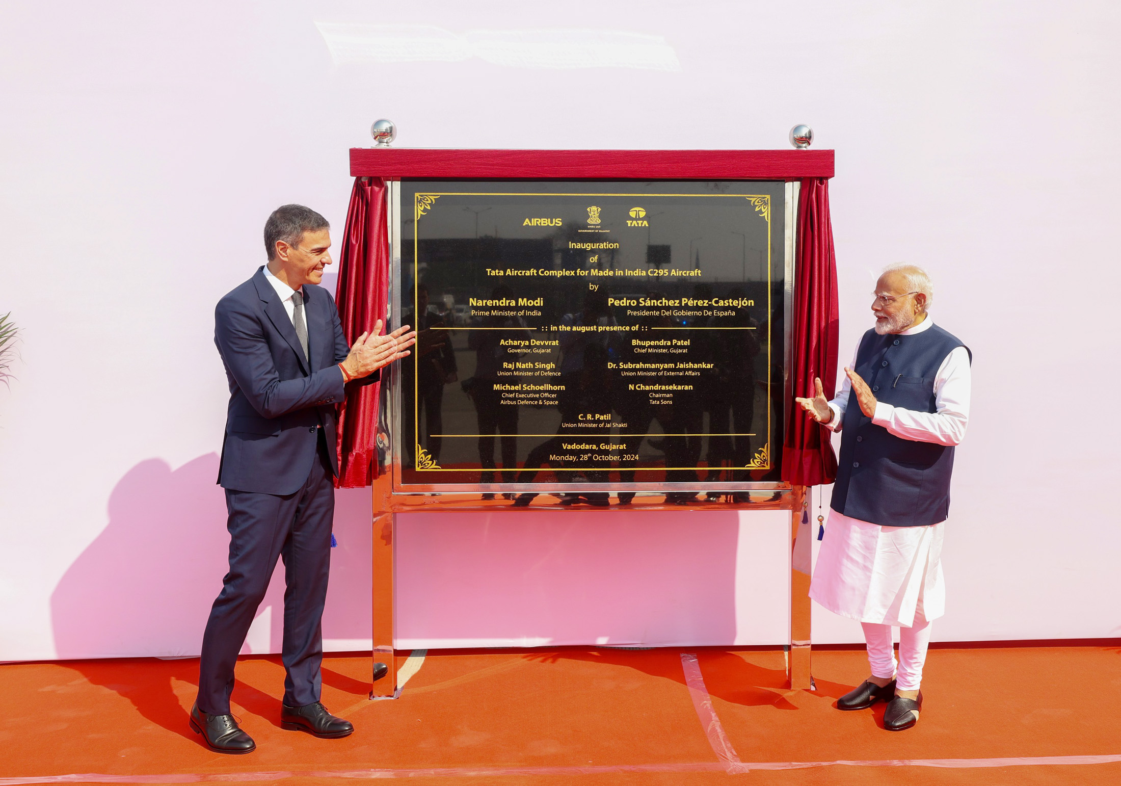 PM Modi and his Spanish counterpart Sanchez inaugurate TATA Aircraft Complex for manufacturing C-295 Aircraft