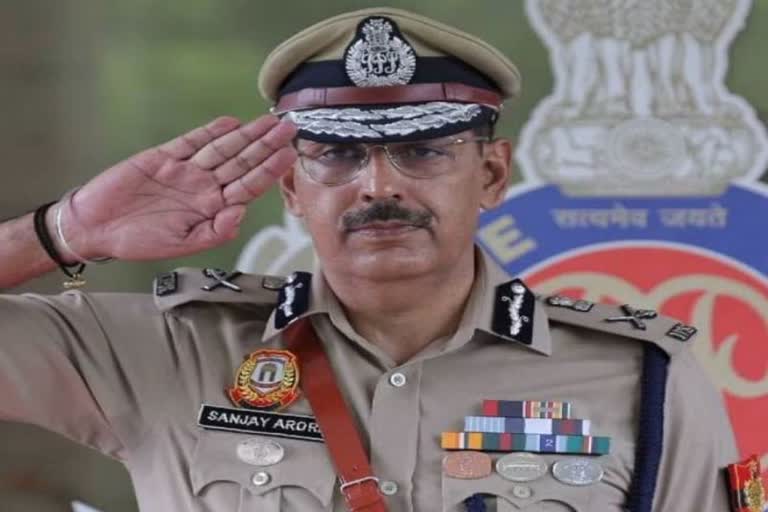 Satish Golcha takes charge as Delhi Police Commissioner