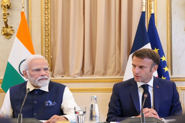 PM Modi speaks with French President, Emmanuel Macron